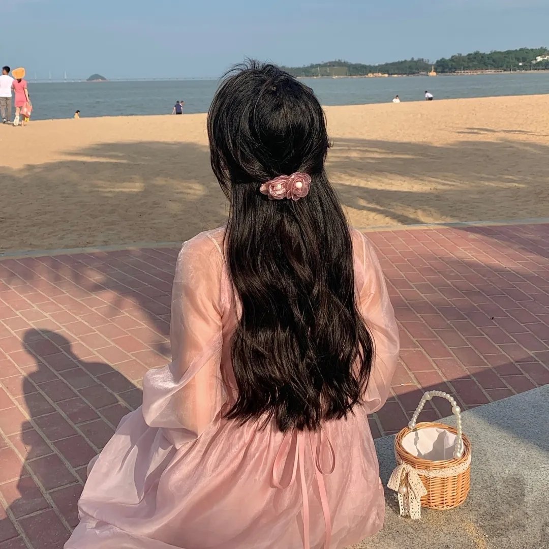 龙城谜案